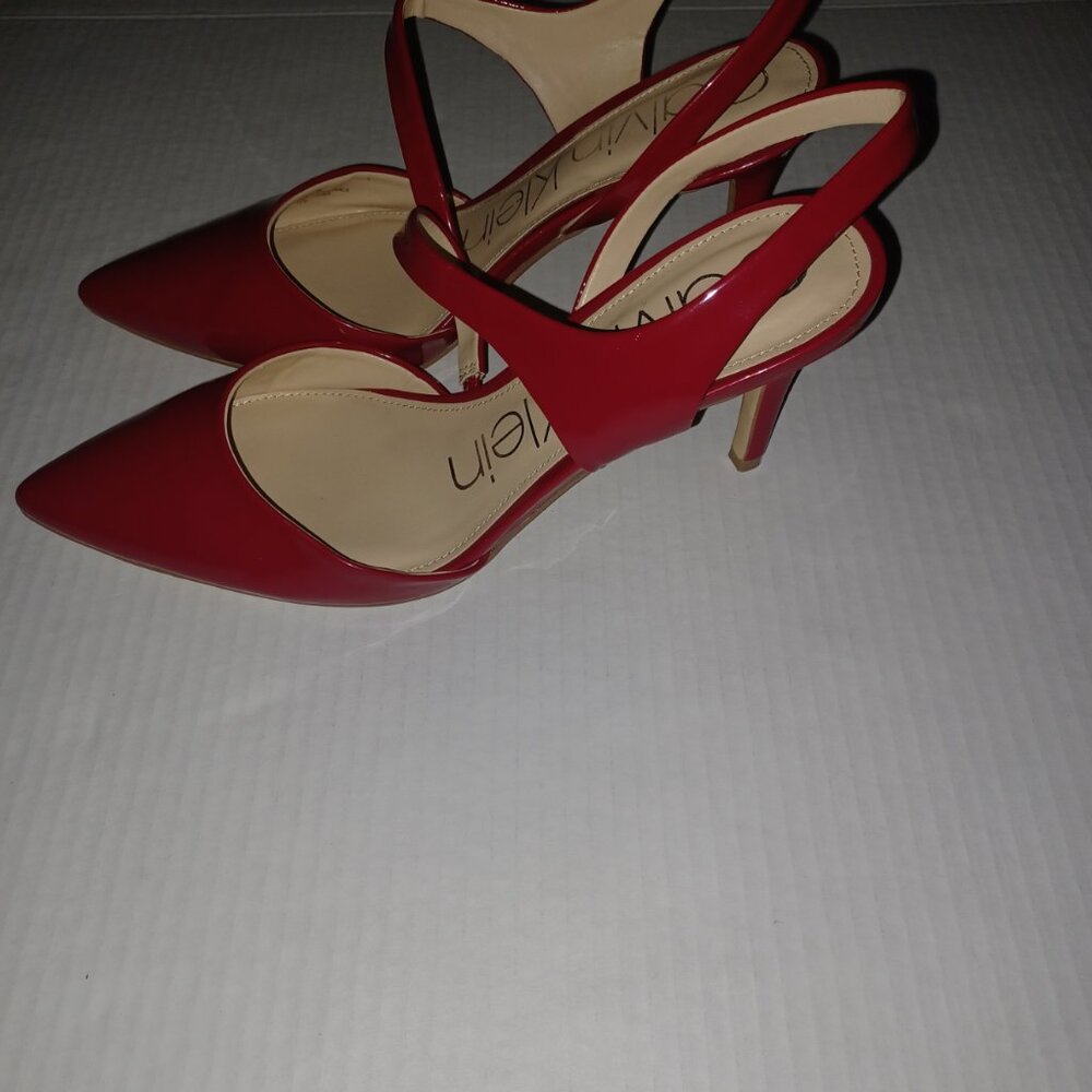 CALVIN KLEIN GEENA RED FAUX PATENT LEATHER SLINGBACK PUMPS - Picture 9 of 10